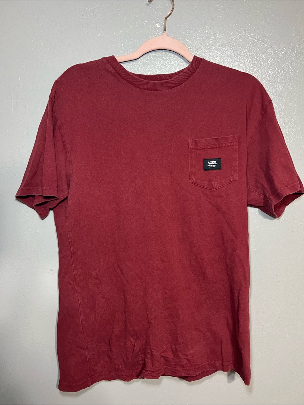 Vans Short Sleeve Pocket Tee (Pomegranate) Graphic Tee Classic Fit Size: M